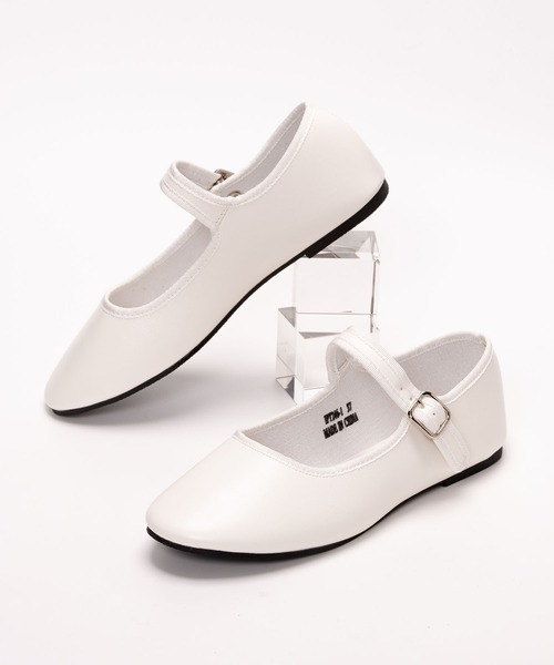 SVEC(シュベック)の「カンフーシューズ kung fu Shoes / ストラップパンプス(バレエシューズ・レディース・ブラック/ネイビー/レッド/ブラック系その他/シルバー/ブラック系その他2/レオパード/レッド系その他/ベージュ/ゴールド/ベージュ系その他/ブラウン系その他/グレー系その他/ベージュ系その他2/ブラウン/ブラック系その他3/ブラウン系その他2/ホワイト/グリーン系その他/ブラック系その他4/グリーン系その他2/チョコ/グレイッシュベージュ・38/39/35/36/37/40/32/26/28/34/30)」の2枚目の写真