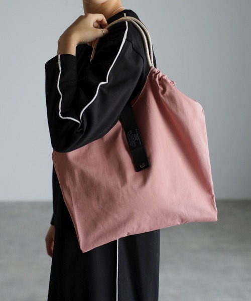 GUSCIO(グッシオ)の「【グッシオベーシック】パラコードハンドル エコバッグ(エコバッグ/サブバッグ・レディース・ブラック/アイボリー/マスタード/カーキ/ブルー/ピンク・FREE)」の18枚目の写真