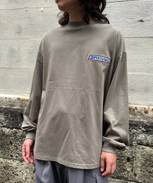 SUPERTHANKS(スーパーサンクス)の「グラフィック刺繍&バックプリント ロングTシャツ(ユニセックス)"You're not you when you're content." L/S T-shirt(Tシャツ/カットソー・メンズ・ホワイト/ブラック/ライトカーキ/アッシュグレー・L/S/M)」の12枚目の写真