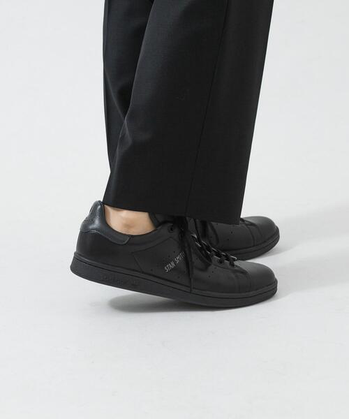 adidas(アディダス)の「adidas STAN SMITH LUX(スニーカー・メンズ・ブラック・30/28/26.5/27.5/29/26/28.5/27)」の3枚目の写真