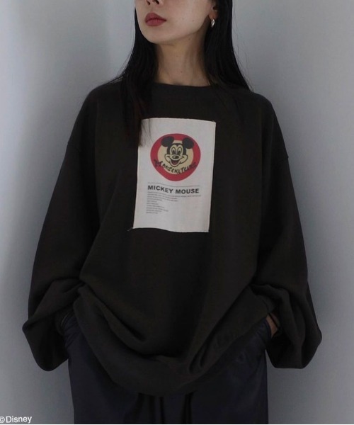 Ameri(アメリ)の「Disney MICKEY TAG SWEAT TOP(スウェット・レディース・スミクロ/アイボリー・FREE)」の2枚目の写真