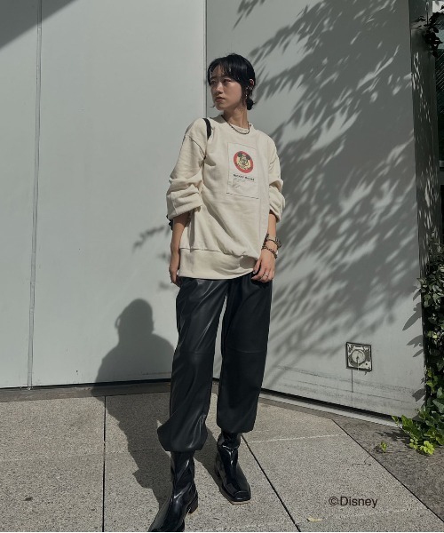 Ameri(アメリ)の「Disney MICKEY TAG SWEAT TOP(スウェット・レディース・スミクロ/アイボリー・FREE)」の3枚目の写真