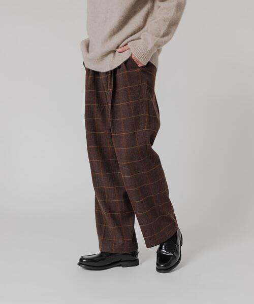URBAN RESEARCH(アーバンリサーチ)の「new basic DRY WOOL SLACKS PANTS(その他パンツ・メンズ・チェック/ネイビー・LARGE/MEDIUM/X-LARGE)」の12枚目の写真