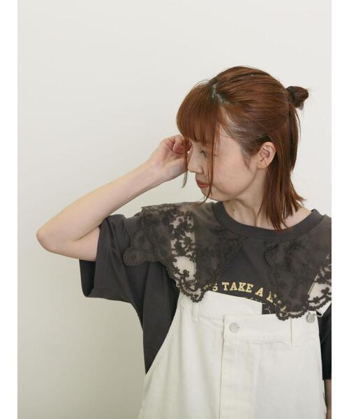 Samansa Mos2(サマンサ モスモス)の「シアーレース襟付Tシャツ(Tシャツ/カットソー・レディース・ブラウン/グレー/ブルー/オフホワイト/チャコールグレー・F)」の1枚目の写真