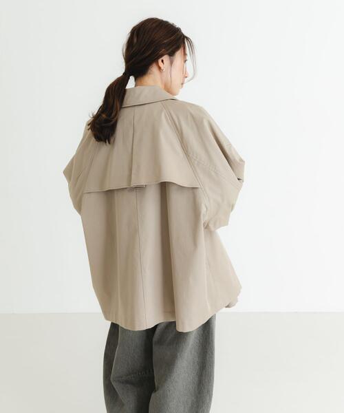 URBAN RESEARCH(アーバンリサーチ)の「『撥水』new basic ミドル丈トレンチテントコート(トレンチコート・レディース・ブラウン系その他/ベージュ・FREE)」の6枚目の写真