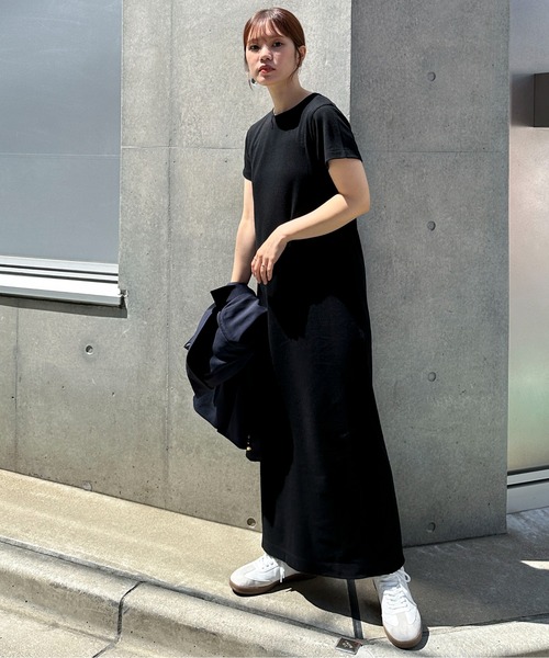 feepur(フェピュール)の「【TALL/2Tサイズあり】カットリブハーフスリーブワンピース(ワンピース・レディース・ブラック/チャコールグレー/オートミール・MEDIUM/TALL/2T/SMALL)」の5枚目の写真
