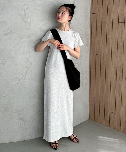 feepur(フェピュール)の「【TALL/2Tサイズあり】カットリブハーフスリーブワンピース(ワンピース・レディース・ブラック/チャコールグレー/オートミール・MEDIUM/TALL/2T/SMALL)」の15枚目の写真