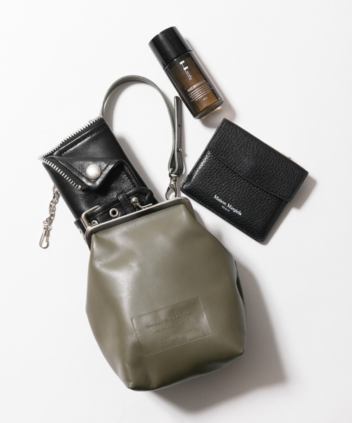 beautiful people(ビューティフルピープル)の「clasp shoulder hand pouch(ショルダーバッグ・レディース・カーキ/グレー/ブラック/グレイッシュベージュ/アイボリー・FREE)」の5枚目の写真