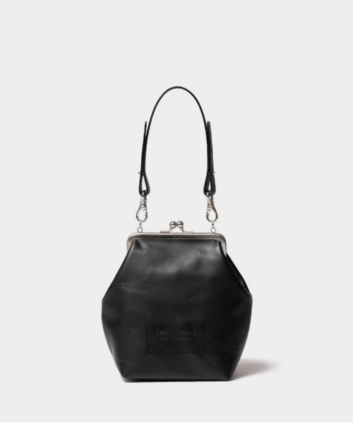 beautiful people(ビューティフルピープル)の「clasp shoulder hand pouch(ショルダーバッグ・レディース・カーキ/グレー/ブラック/グレイッシュベージュ/アイボリー・FREE)」の2枚目の写真