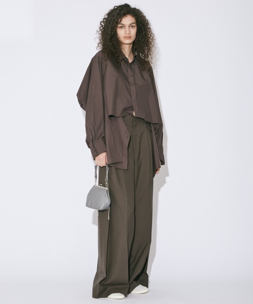 beautiful people(ビューティフルピープル)の「clasp shoulder hand pouch(ショルダーバッグ・レディース・カーキ/グレー/ブラック/グレイッシュベージュ/アイボリー・FREE)」の15枚目の写真