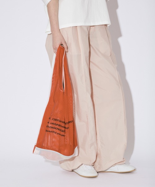 beautiful people(ビューティフルピープル)の「alphabet embroidery marche flip bag(トートバッグ・レディース・グリーン/レッド/ホワイト/ネイビー・FREE)」の20枚目の写真