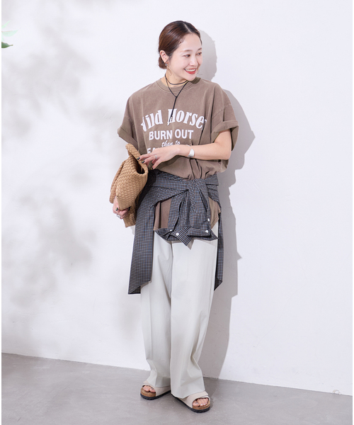 JOURNAL STANDARD(ジャーナルスタンダード)の「《追加3》ラウンドヘムピグメントT(Tシャツ/カットソー・レディース・サックスブルー/チョコ/ホワイト系その他/ベージュ・FREE)」の6枚目の写真