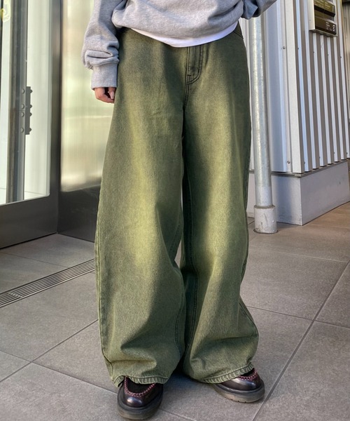 CIAOPANIC TYPY(チャオパニックティピー)の「【新色追加】【UNISEX】オーバーダイワイドデニムパンツ(デニムパンツ・レディース・ブラック/ブラウン/インディゴブルー/ピンク/ブラック系その他・SMALL/MEDIUM/LARGE)」の1枚目の写真