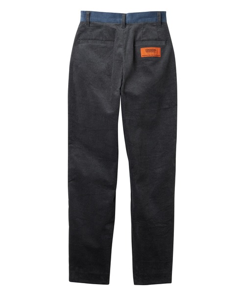 Little sunny bite(リトルサニーバイト)の「Universal overall x little sunny bite Corduroy pants(その他パンツ・レディース・ホワイト/ブルー/ピンク・SMALL/MEDIUM)」の5枚目の写真