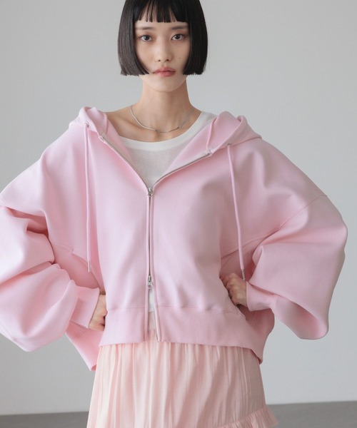 LOWRYS FARM(ローリーズファーム)の「ZIPショートフーディ 588894(パーカー・レディース・グレー/エンジ/ブラック/イエロー/アイボリー/グレー系その他/ピンク・FREE)」の6枚目の写真