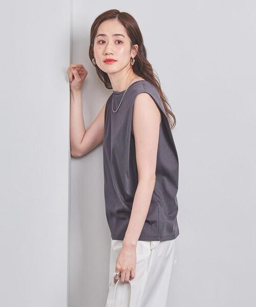 UNITED ARROWS(ユナイテッドアローズ)の「コットン タックノースリーブ カットソー(Tシャツ/カットソー・レディース・ダークグレー/その他1/ナチュラル・FREE)」の2枚目の写真