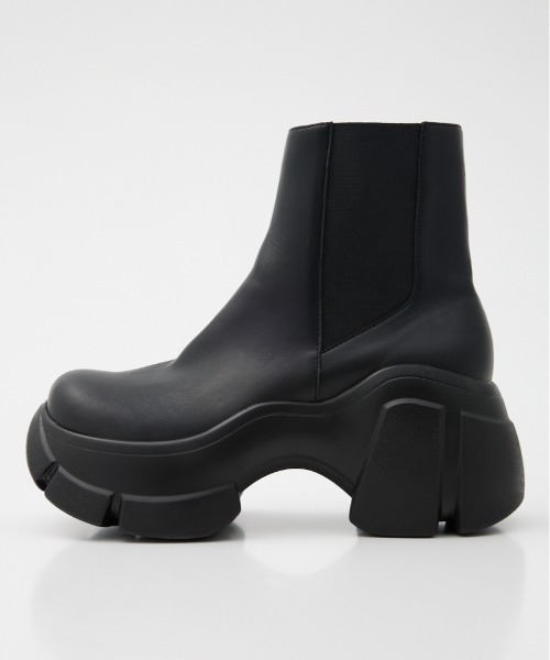 SLY(スライ)の「COLOR SOLE SHORT BOOTS カラー ソール ショート ブーツ 厚底(ブーツ・レディース・ブラック/ダークブラウン/グリーン系その他2・SMALL/MEDIUM/LARGE)」の18枚目の写真