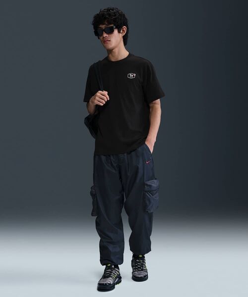 NIKE(ナイキ)の「ナイキ スポーツウェア マックス90 Tシャツ / Nike Sportswear Max90 T-Shirt HJ0751-010 Black(Tシャツ/カットソー・メンズ・ブラック・S/M/L/2XL/XL)」の4枚目の写真
