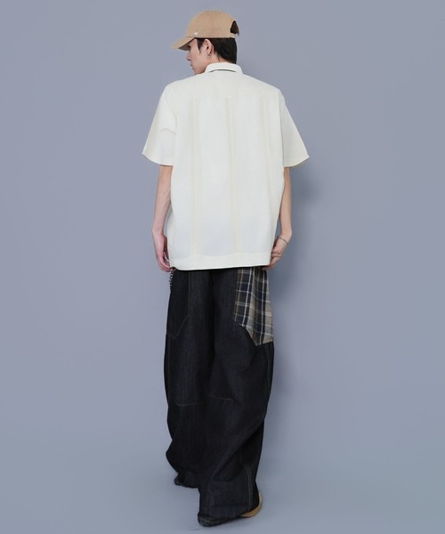 SPINNS(スピンズ)の「デニムワイドバルーンパンツ/チェック切り替えデザイン/カーブバレルシルエット/ユニセックス(デニムパンツ・メンズ・ネイビー系1/ネイビー系・L/M)」の19枚目の写真