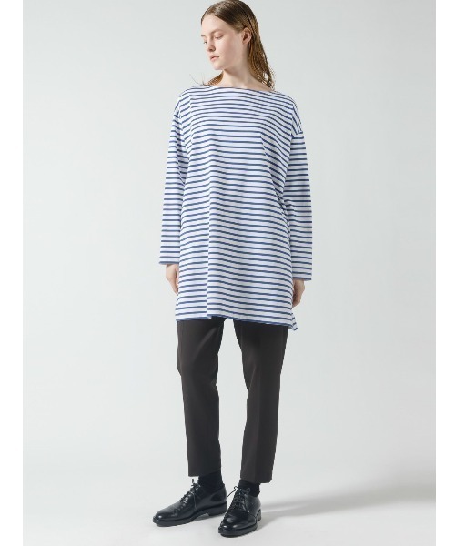 mizuiroind(ミズイロインド)の「ボーダーボートネックワイドチュニック(Tシャツ/カットソー・レディース・ブラック/ネイビー/ブルー・FREE)」の4枚目の写真