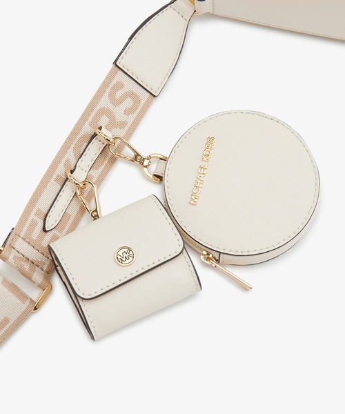 MICHAEL KORS(マイケルコース)の「JET SET TRAVEL クロスボディ ウィズ テックアタッチ スモール(ショルダーバッグ・レディース・ベージュ系・FREE)」の8枚目の写真