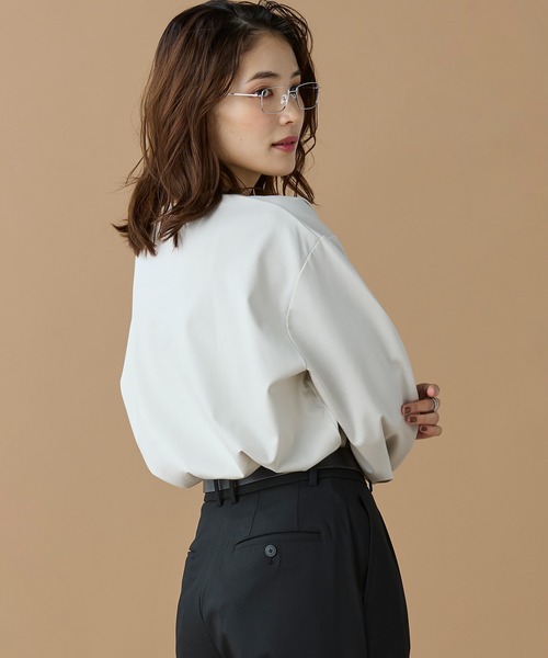 LACOSTE(ラコステ)の「【オンライン限定】LACOSTE バルーンスリーブ サイドスリット オーバーサイズTシャツ(Tシャツ/カットソー・レディース・ホワイト/グレイッシュベージュ/ブラック・FREE)」の9枚目の写真