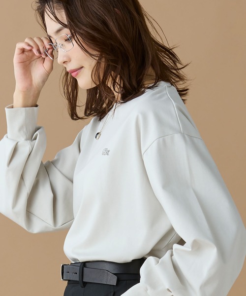 LACOSTE(ラコステ)の「【オンライン限定】LACOSTE バルーンスリーブ サイドスリット オーバーサイズTシャツ(Tシャツ/カットソー・レディース・ホワイト/グレイッシュベージュ/ブラック・FREE)」の5枚目の写真