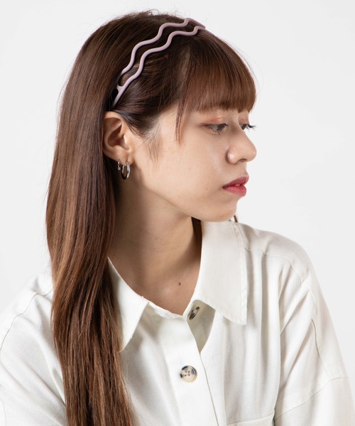 WEGO(ウィゴー)の「WEGO/マットうねりカチューシャ(カチューシャ・レディース・ブラウン/ピンク/ホワイト/オフホワイト/ダークグレー・FREE)」の7枚目の写真