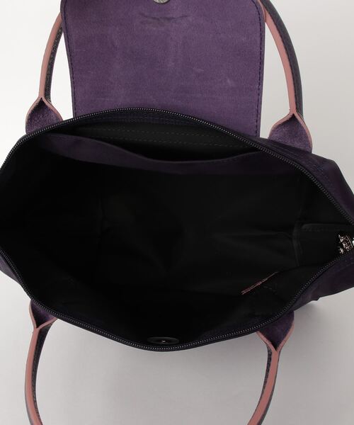 LONGCHAMP(ロンシャン)の「LONGCHAMP LE PLIAGE CLUB S ロンシャン ル・プリアージュ クラブ S ハンドバッグ(ハンドバッグ・レディース・ブラック/パープル/レッド/ピンク/オレンジ/ブルー/グリーン/ピンクベージュ/ライトピンク/グレー/ネイビー/ブルー系その他/プラム/ブラウン/ピンク系・FREE)」の19枚目の写真