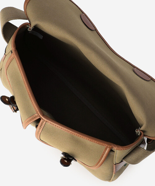 BRADY(ブレディー)の「Brady | ARIEL TROUT SMALL UNISEX(ショルダーバッグ・レディース・ブラック/カーキ・ONE)」の15枚目の写真