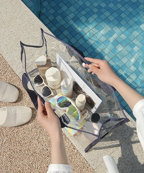 Pochi Pouch(ポチポーチ)の「Pochi Pouch/【大容量/PVC】 ビーチ プール バッグ(トートバッグ・レディース・アイボリー/ブラック/ネイビー/レッド・FREE)」の11枚目の写真