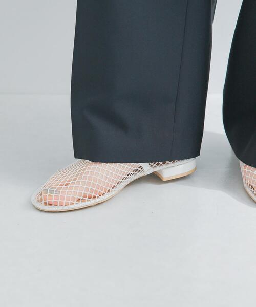 URBAN RESEARCH(アーバンリサーチ)の「メッシュフラットシューズ(パンプス・レディース・ホワイト/ブラック・23.5/24/24.5/25)」の3枚目の写真