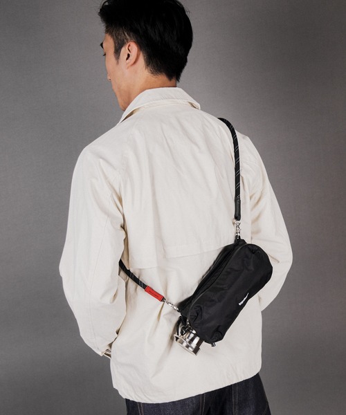 Topologie(トポロジー)の「Bottle Sacoche ボトルサコッシュ【バッグ単体】(ショルダーバッグ・レディース・サンドベージュ/マスタード/ブラック系/ブラック系1/モスグリーン/ブラウン/ピンク/グレー/ブルー・ONE SIZE)」の14枚目の写真