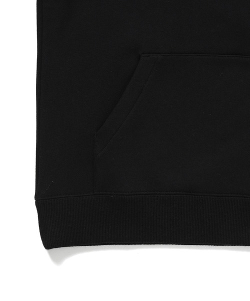 agnes b.(アニエスベー)の「HOODED PARKA WITH LOGO(パーカー・メンズ・ブラック/ボルドー/ホワイト・M/L/XL)」の10枚目の写真