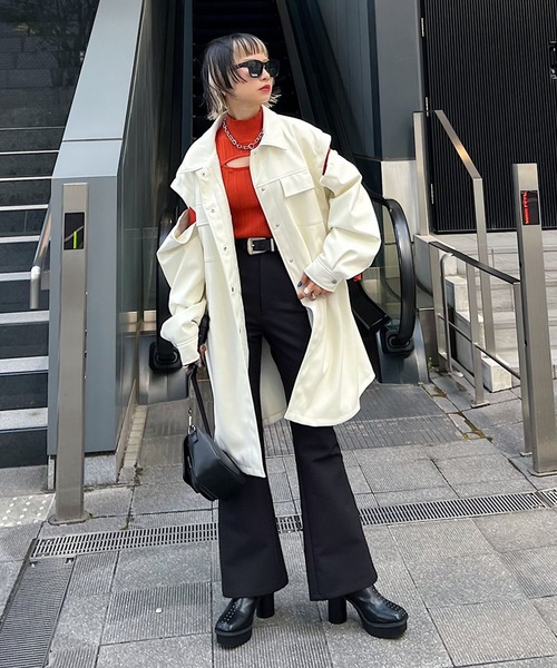 PAGEBOY(ページボーイ)の「エコレザーカスタムロングブルゾン(ブルゾン・レディース・ブラック/オフホワイト/モカ・FREE)」の17枚目の写真