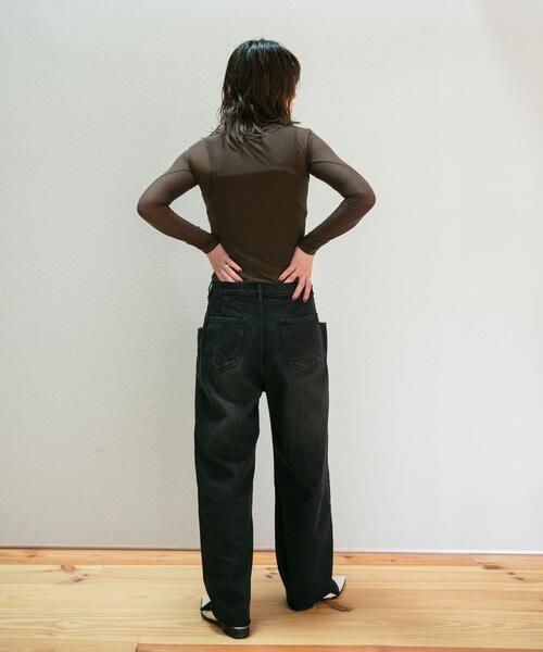 YENN(イエン)の「YENN TUCK BELT DESIGN PANTS(デニムパンツ・レディース・ブラック・36/38/40)」の6枚目の写真
