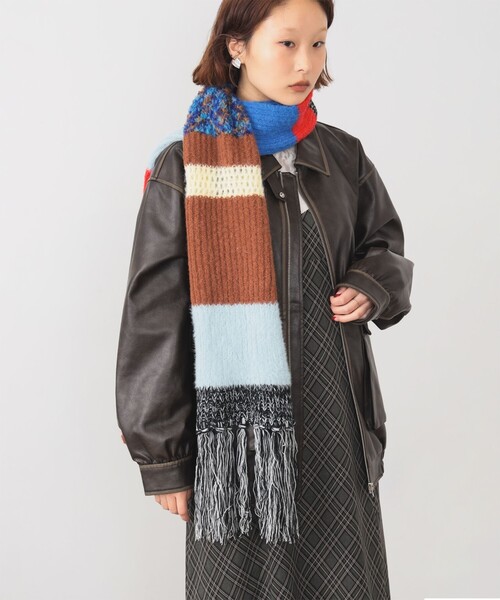 Ray BEAMS(レイビームス)の「ミックス ニット マフラー(マフラー・レディース・レッド/ブルー・ONE SIZE)」の2枚目の写真