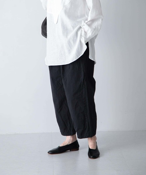 かぐれ(カグレ)の「コットンクロップドパンツ(その他パンツ・レディース・ブラック/オフホワイト/ベージュ・FREE)」の21枚目の写真