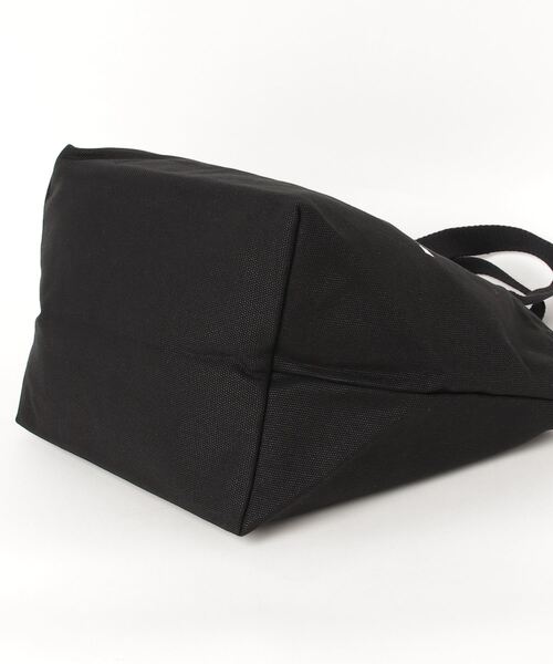 MILKFED.(ミルクフェド)の「MILKFED. WIDE LUNCH TOTE O(トートバッグ・レディース・ホワイト/ブラック・ONE SIZE)」の18枚目の写真