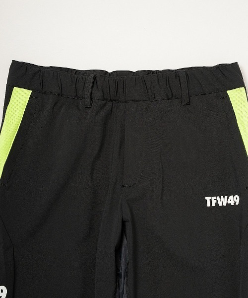 TFW49(ティーエフダブリュー)の「TFW49(ティーエフダブリューフォーティーナイン)STRETCH HYBRID PANTS T072310005(スウェットパンツ・メンズ・カーキ/ブラック/グレー系その他3・L/M/S)」の4枚目の写真