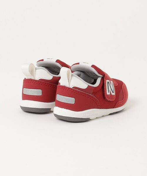 NEW BALANCE(ニューバランス)の「313 First(スニーカー・キッズ・レッド/グリーン/グレー・13.5cm/12.0cm/11cm/11.5cm/13.0cm/12.5cm/14.0cm)」の4枚目の写真