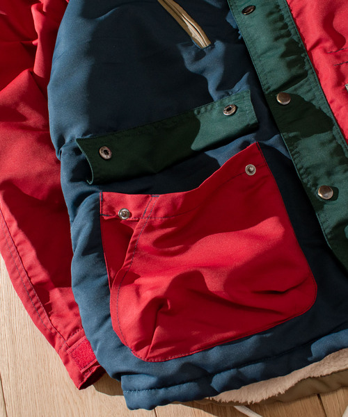 JOHN'S CLOSET(ジョンズクローゼット)の「【HALHAM】マウンテンパーカー(マウンテンパーカー・メンズ・レッド・X-LARGE)」の7枚目の写真