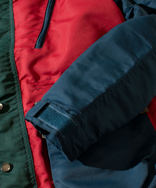 JOHN'S CLOSET(ジョンズクローゼット)の「【HALHAM】マウンテンパーカー(マウンテンパーカー・メンズ・レッド・X-LARGE)」の3枚目の写真