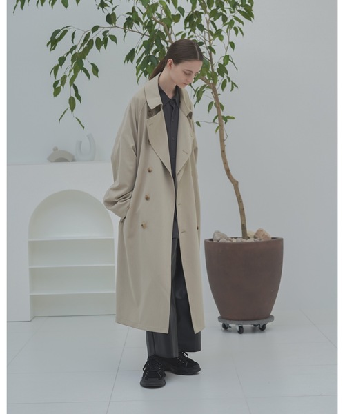 Oversized Double Lapel Trenchcoat / オーバーサイズダブルラペルトレンチコートの6枚目の写真