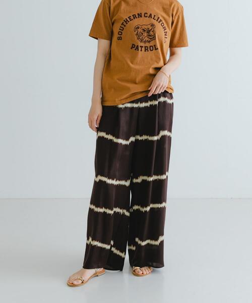 URBAN RESEARCH(アーバンリサーチ)の「『2サイズ展開』シルクミックスボーダープリントパンツ(その他パンツ・レディース・ブラウン/オフホワイト・36/38)」の19枚目の写真