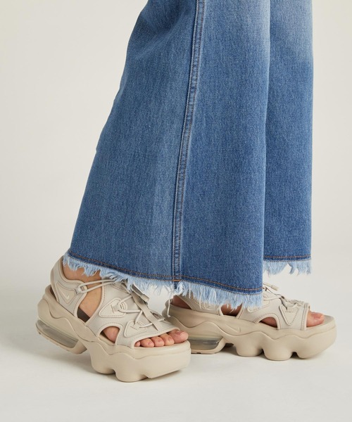 NIKE(ナイキ)の「ナイキ エア マックス ココ ウィメンズサンダル / Nike Air Max Koko Women's Sandals HF4265-299 Cream II(サンダル・レディース・ブラウン系その他2・22/23/24/25/26)」の5枚目の写真