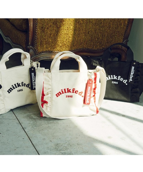 RUFFLE BAG /2WAYショルダーバッグ トートバッグ/A4収納の17枚目の写真