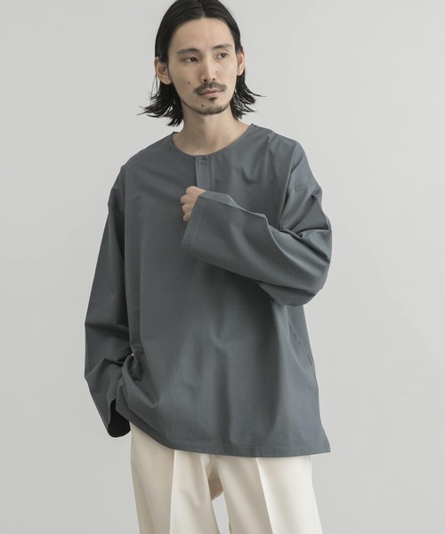 URBAN RESEARCH(アーバンリサーチ)の「オーガニックコットンスリーピングシャツ(Tシャツ/カットソー・メンズ・オフホワイト/ブラック系その他/グリーン系その他・MEDIUM/LARGE)」の22枚目の写真