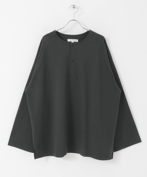 URBAN RESEARCH(アーバンリサーチ)の「オーガニックコットンスリーピングシャツ(Tシャツ/カットソー・メンズ・オフホワイト/ブラック系その他/グリーン系その他・MEDIUM/LARGE)」の12枚目の写真