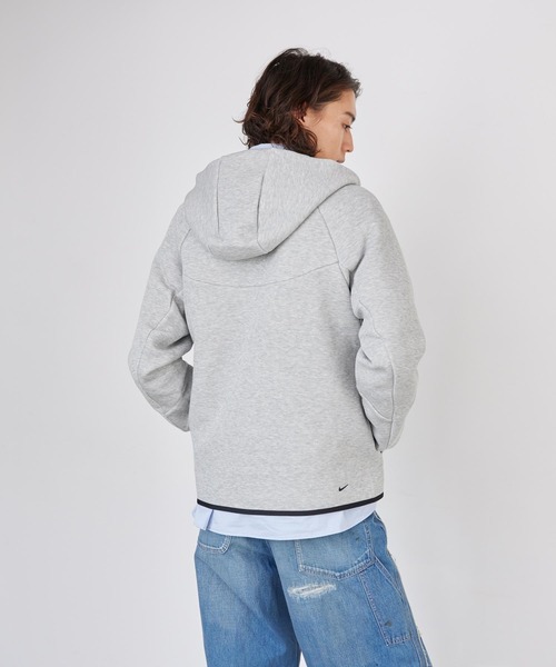 NIKE(ナイキ)の「《セットアップ対応商品》ナイキ テック メンズ フルジップ ウィンドランナー パーカー / Nike Tech Men's Full-Zip Windrunner Hoodie HV0950-063 Dark Grey Heather(パーカー・メンズ・グレー系その他・XL/S/M/L/2XL)」の6枚目の写真